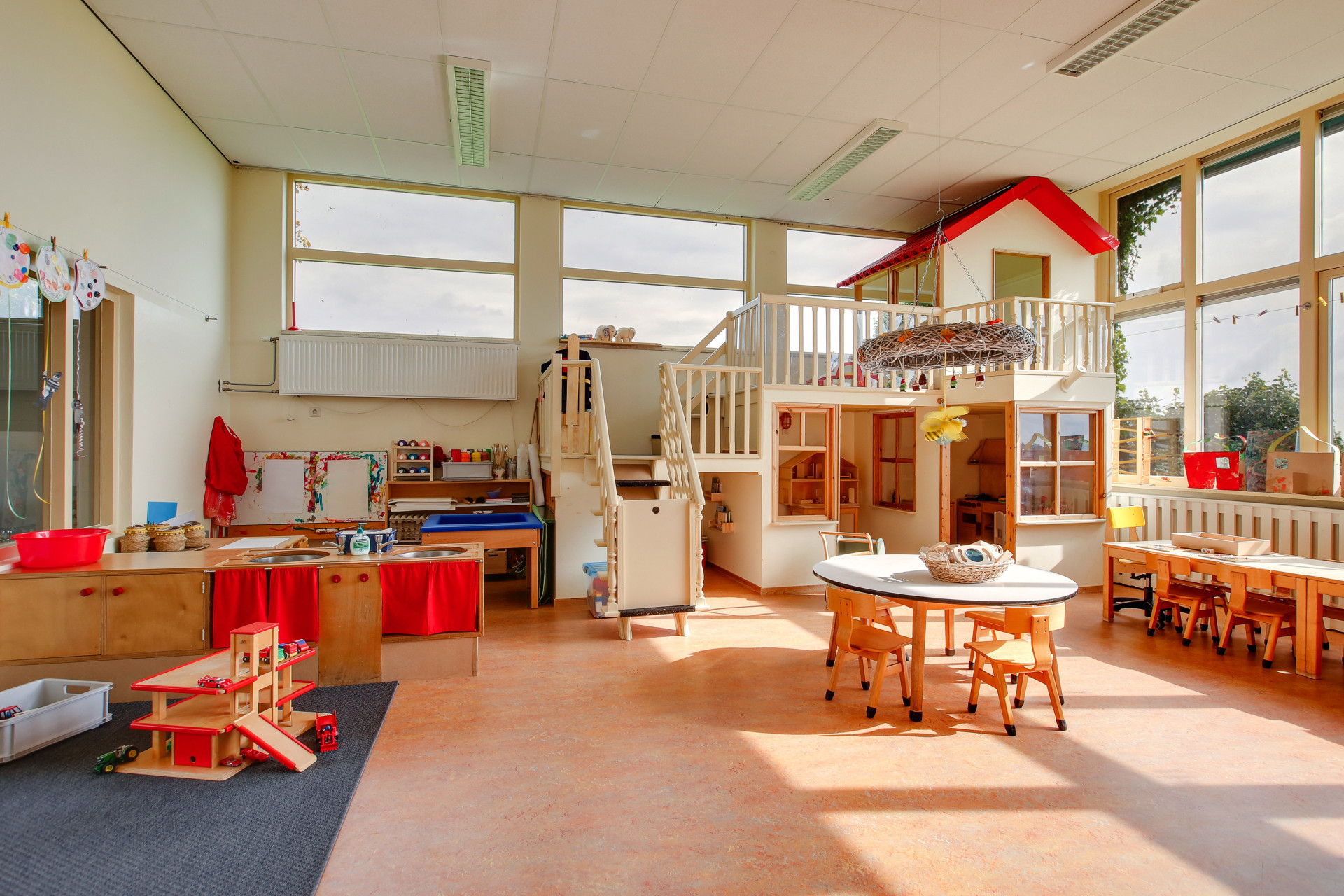 binnenruimte locatie De Kikkerhoek in De Weere