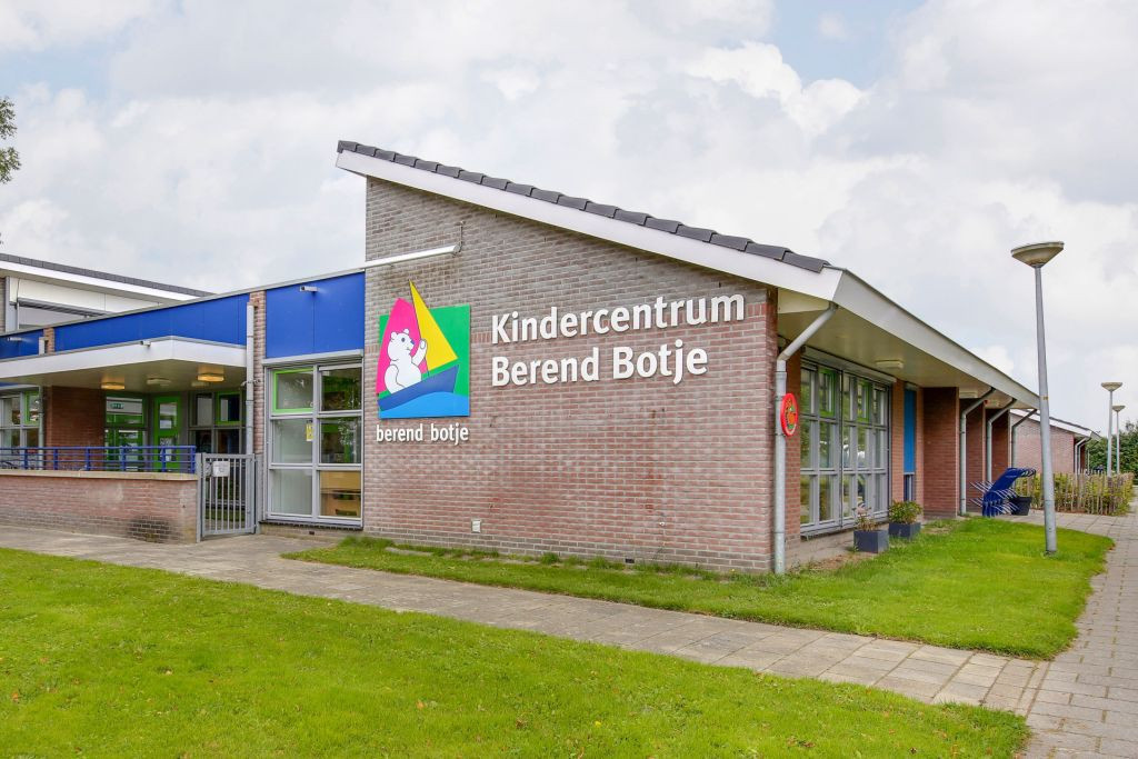 gebouw locatie Midwoud